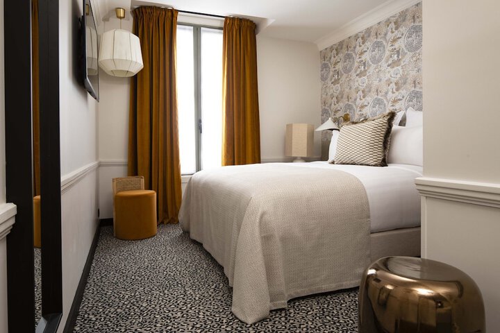 Room 21 of 85