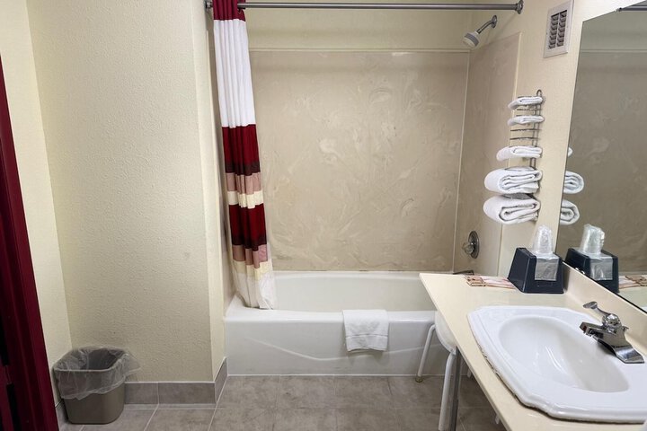 2 Double Beds (2 of 8)