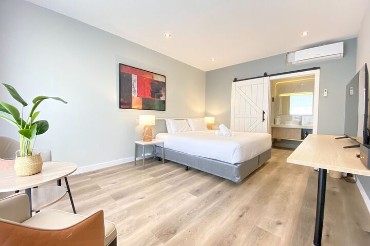 Room 7 of 38