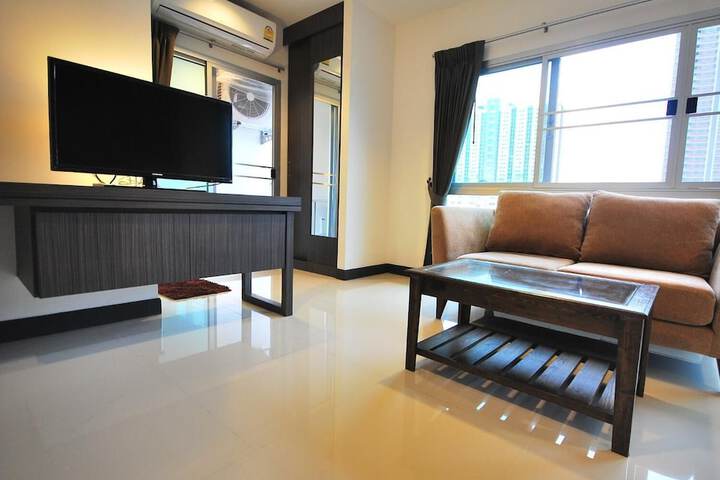 Room 14 of 19
