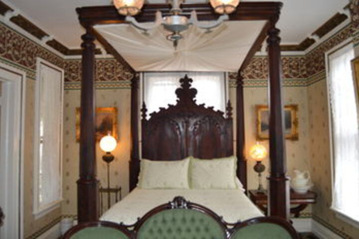 Room 57 of 117