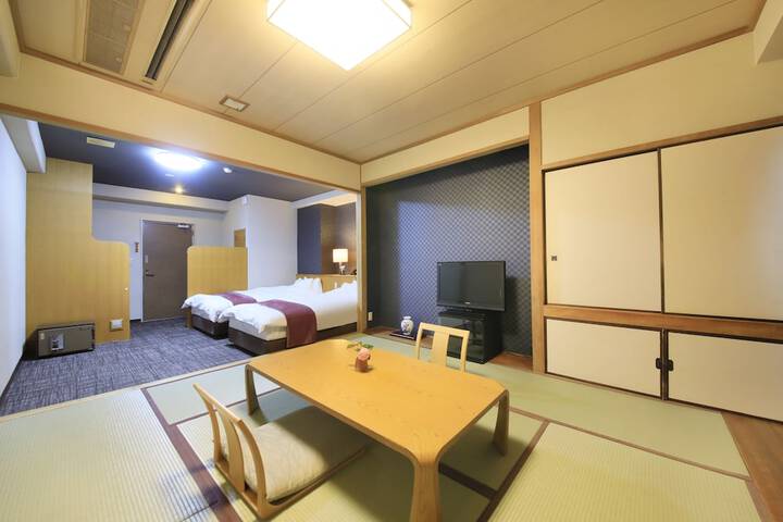 Room 5 of 35