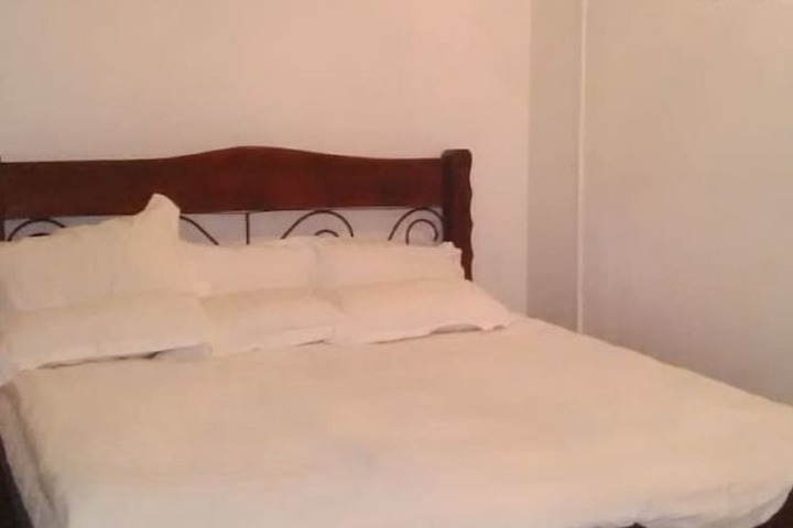 Room 5 of 15