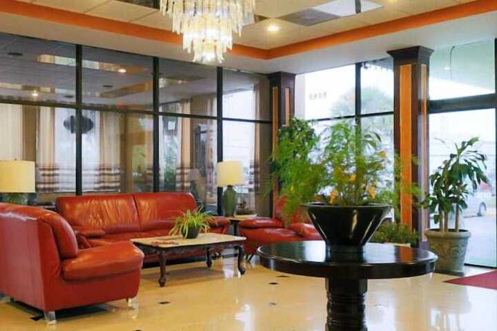 Hotel Interior 6 of 38