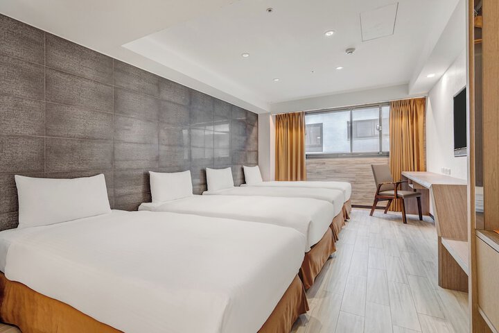 Room 42 of 88