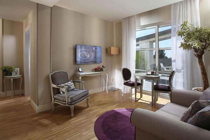 Room 3 of 19