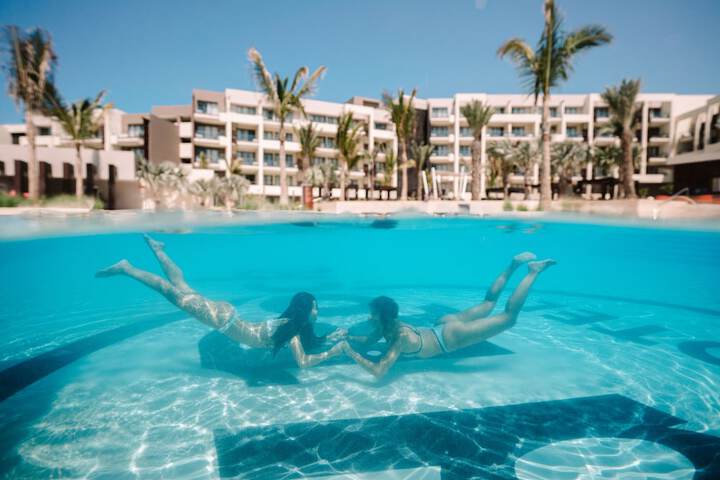Pools & Facilities