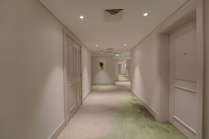 Room 29 of 87