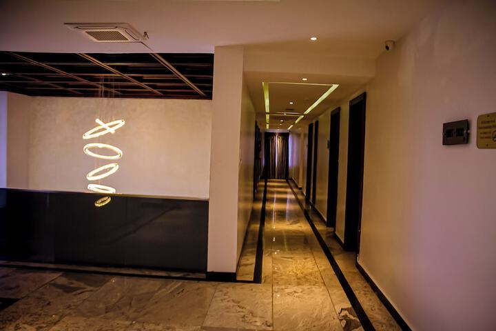 Ballroom/Hall 43 of 46