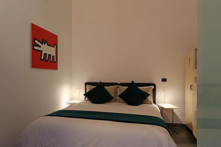 Room 8 of 36