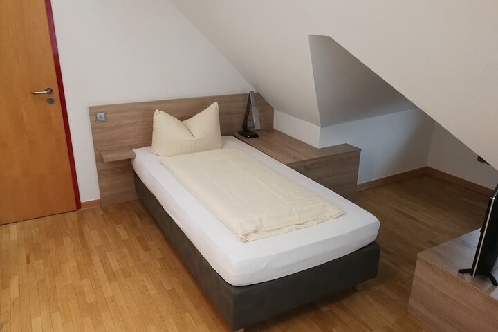 Room 14 of 58
