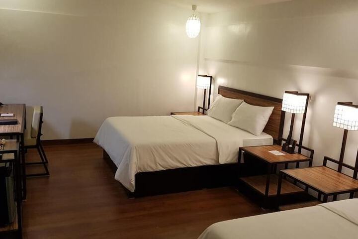 Room 25 of 112