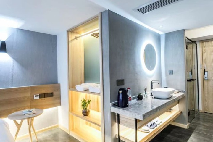 Room 45 of 63