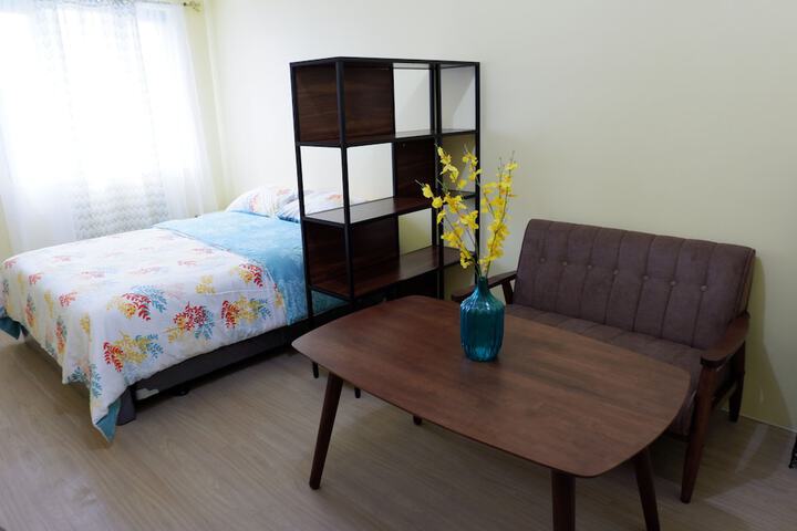 Room 5 of 27