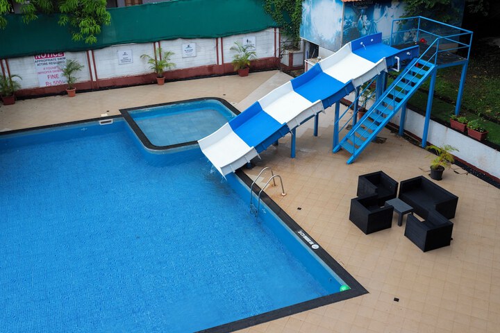 Pool 86 of 122