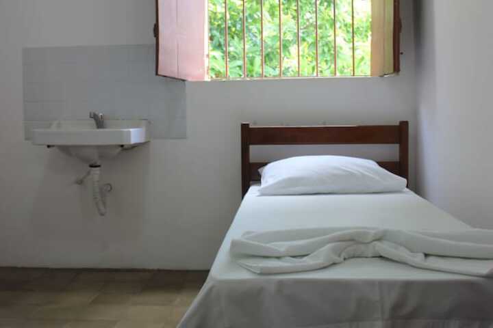 Room 43 of 157