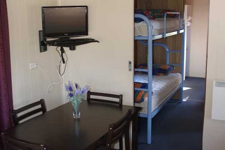 Room 6 of 21