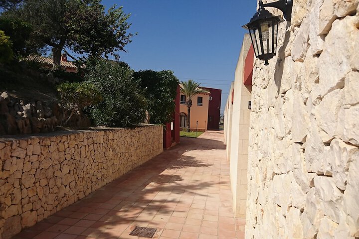 Hotel Exterior 106 of 138
