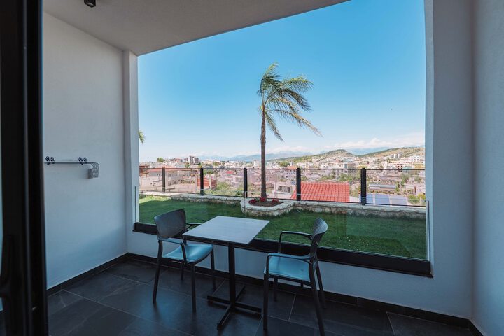 Terrace/Patio 110 of 112