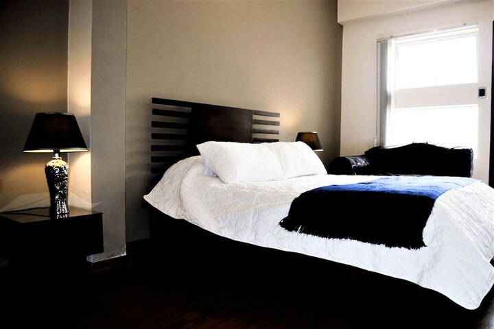 Room 16 of 58