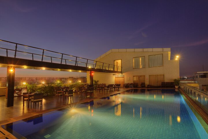 Pool 88 of 125