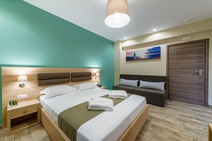 Room 14 of 64