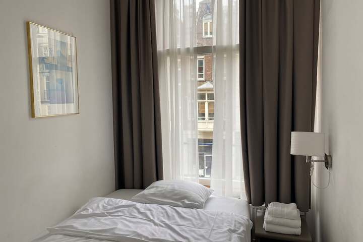 Room 20 of 58