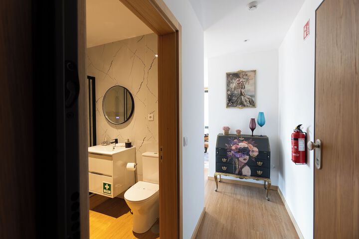 Room 63 of 74