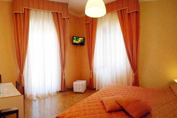 Room 7 of 22