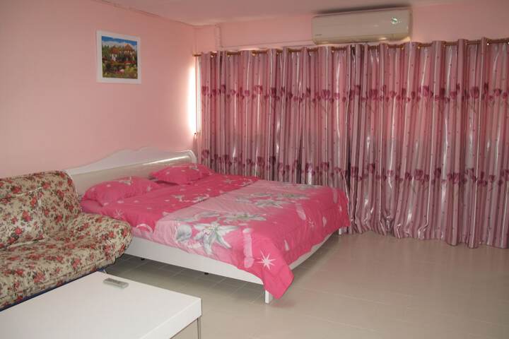 Room 10 of 44
