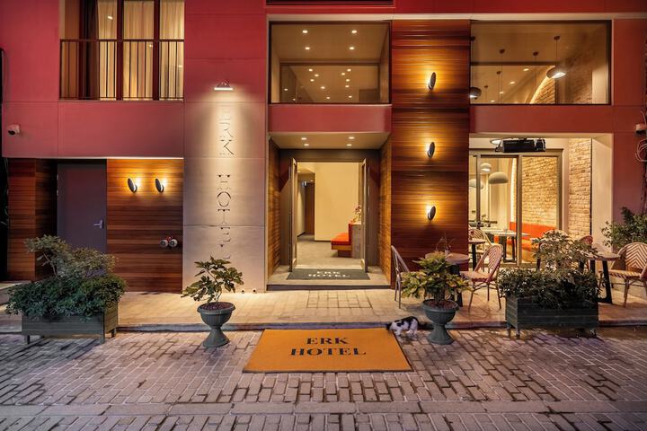 Hotel 109 of 112