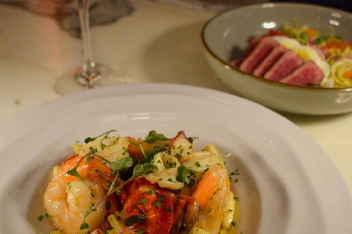 Dining 90 of 164