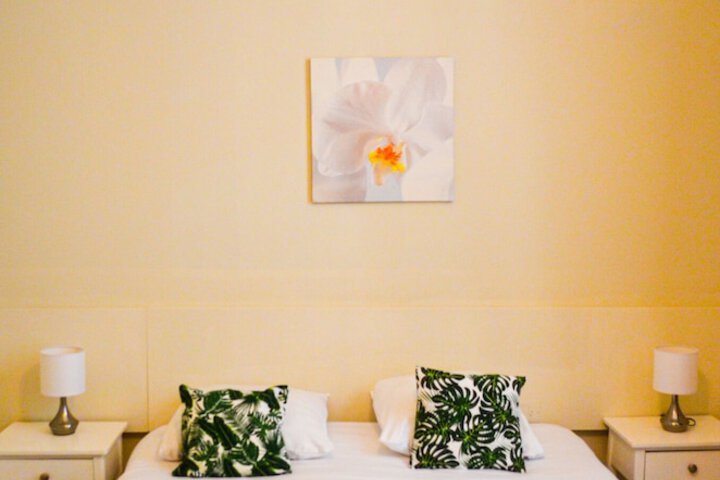 Room 9 of 52