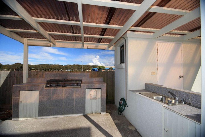 Property Grounds 10 of 11