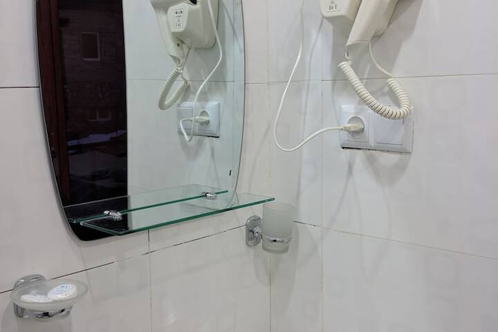 Room 15 of 29