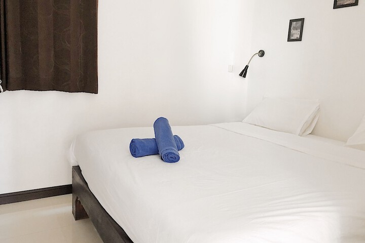 Room 27 of 128