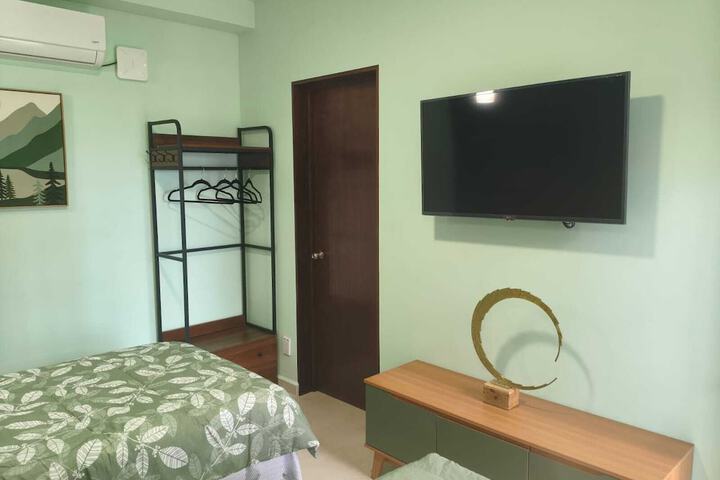 Room 7 of 24