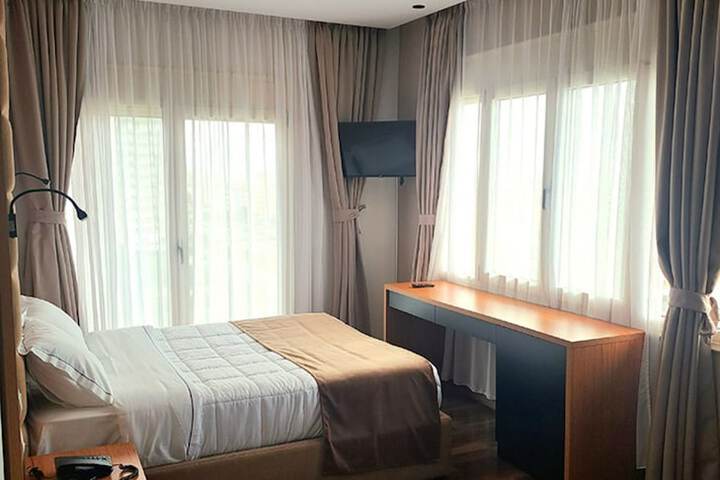 Room 48 of 117