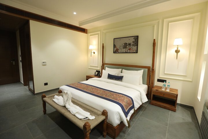 Room 25 of 117