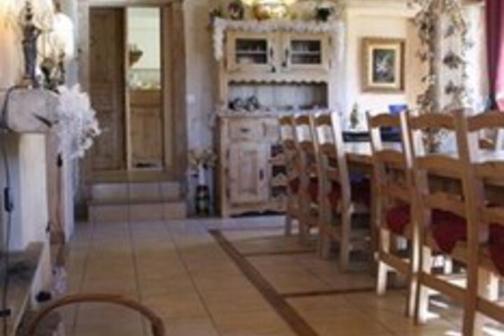 Room 15 of 23