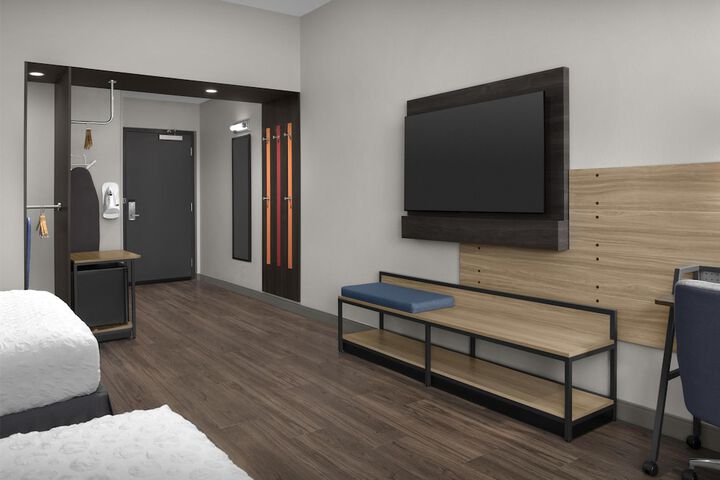 Room 10 of 41
