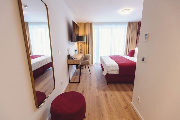 Room 20 of 75