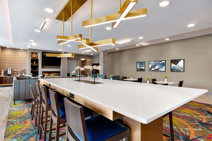 Breakfast area