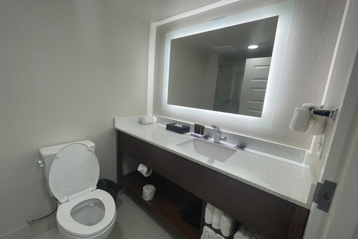 Room 3 of 30