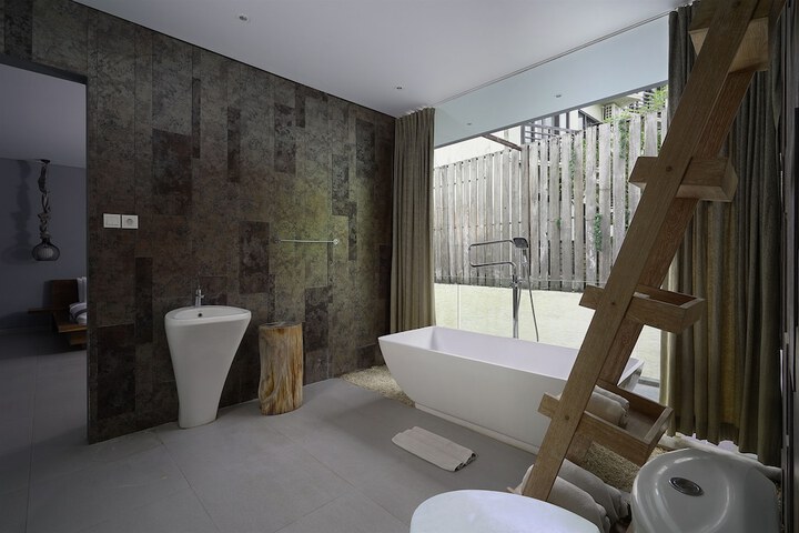 Bath Interior