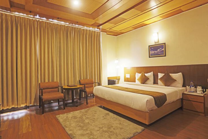 Room 40 of 98