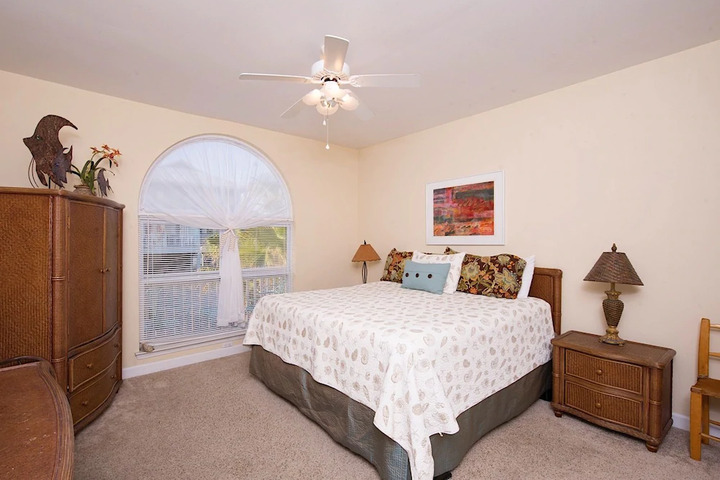 Room 3 of 7