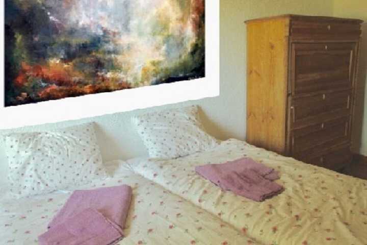 Room 6 of 70