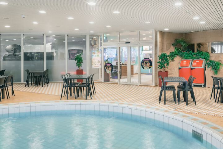 Pool 67 of 74
