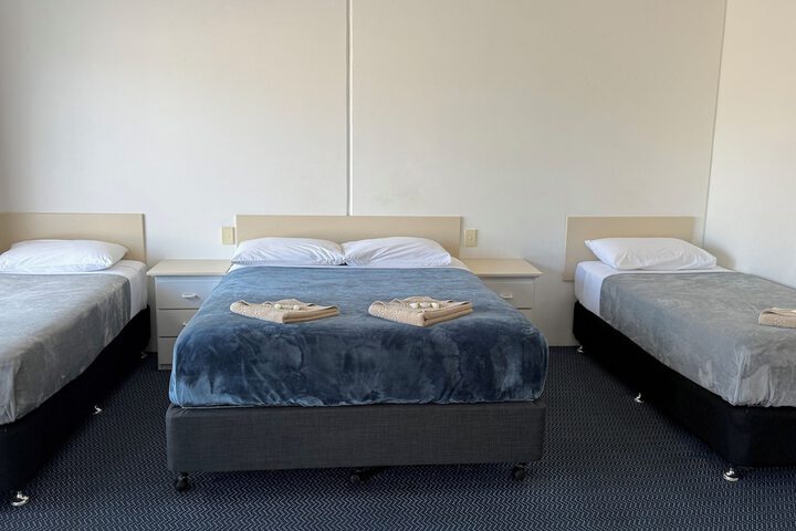 Room 12 of 64
